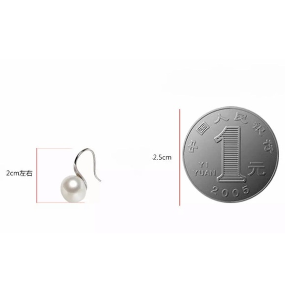 Elegant Pearl Crystal Rhinestone Stud Earrings - Picture 5 of 5